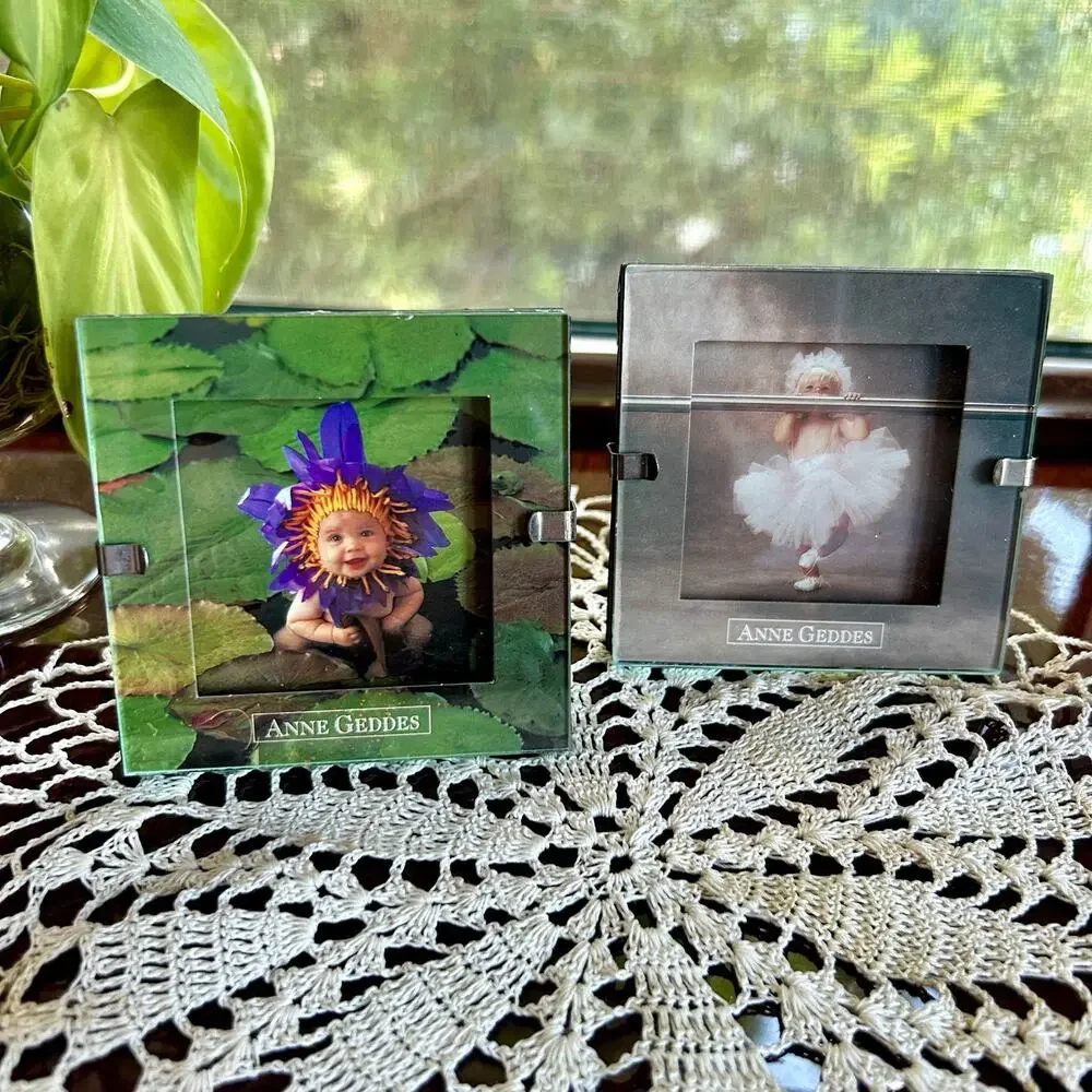 Set of 2 Vintage Anne Geddes 3” x 3” Mini Picture Frames